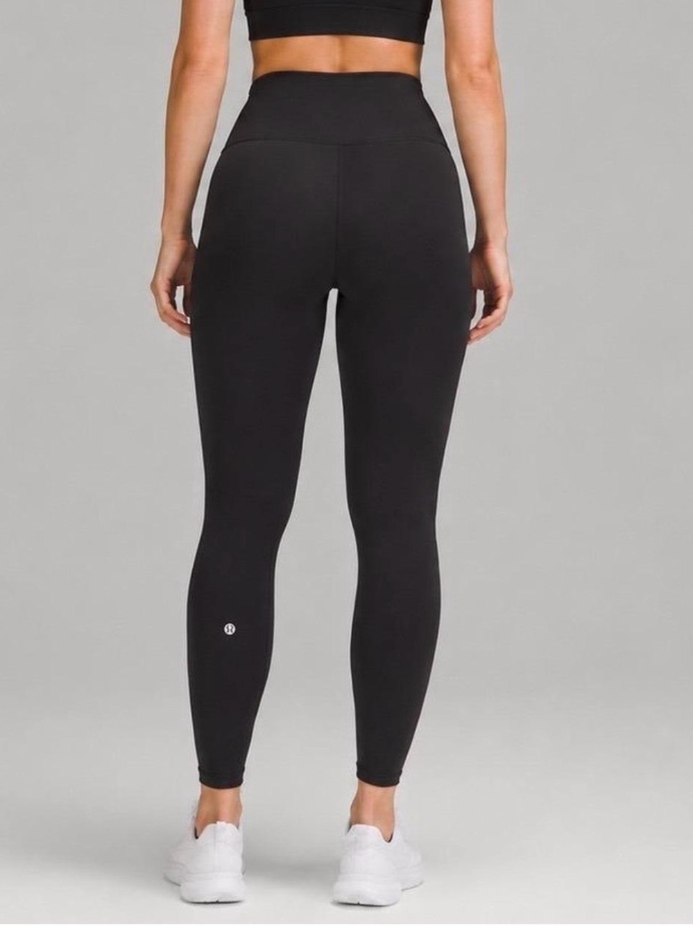 black lululemon leggings